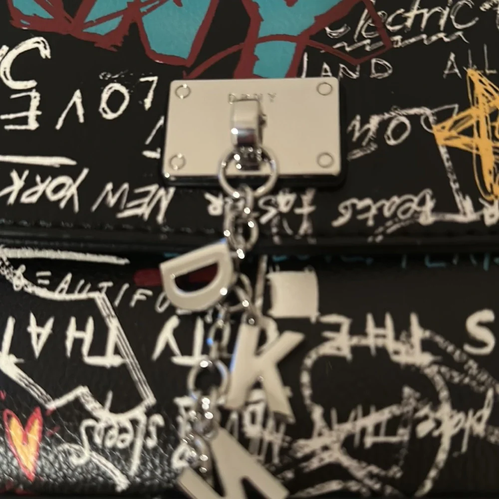 Purse - Picture 5 of 5